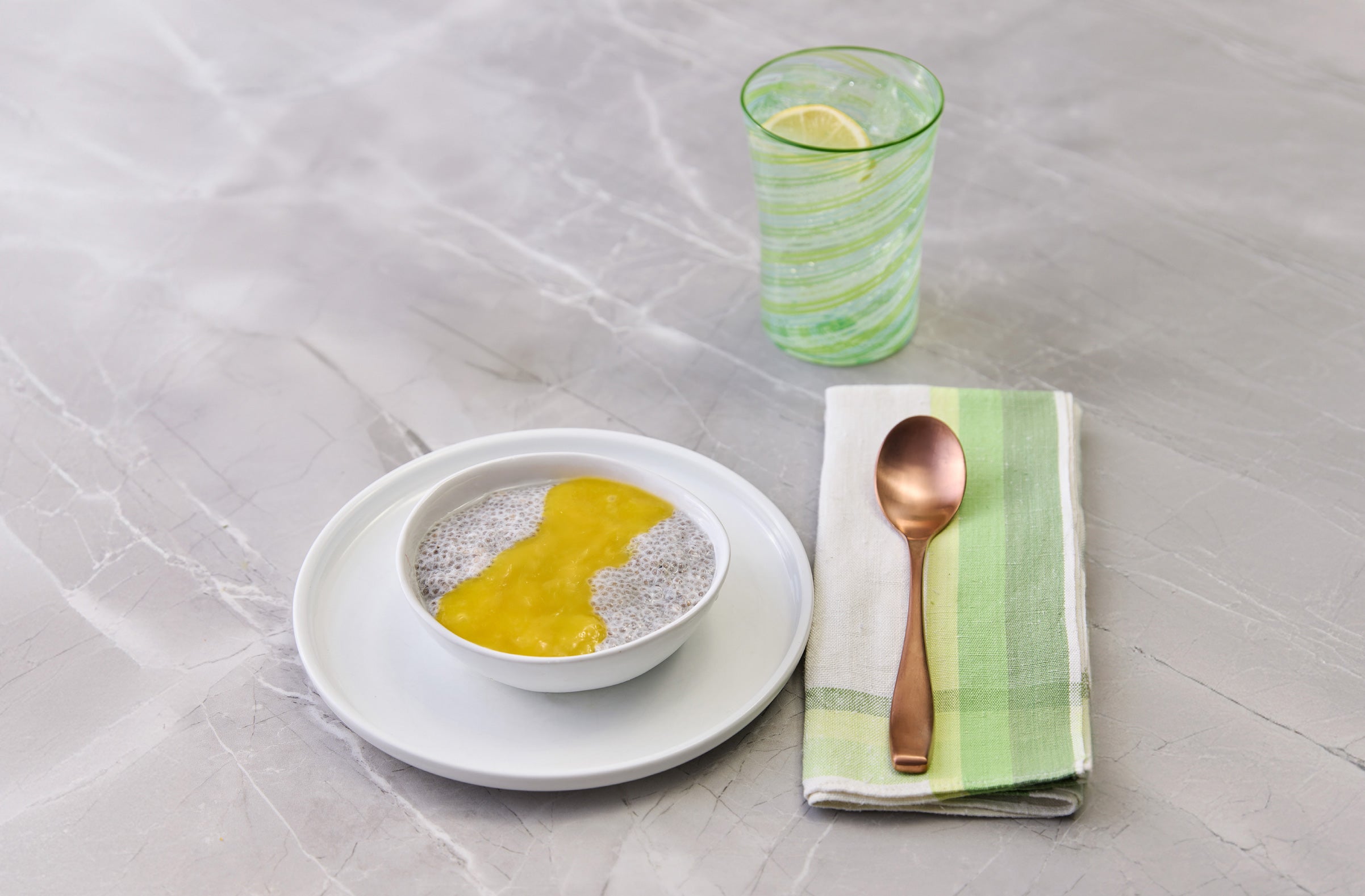 mango vanilla chia pudding