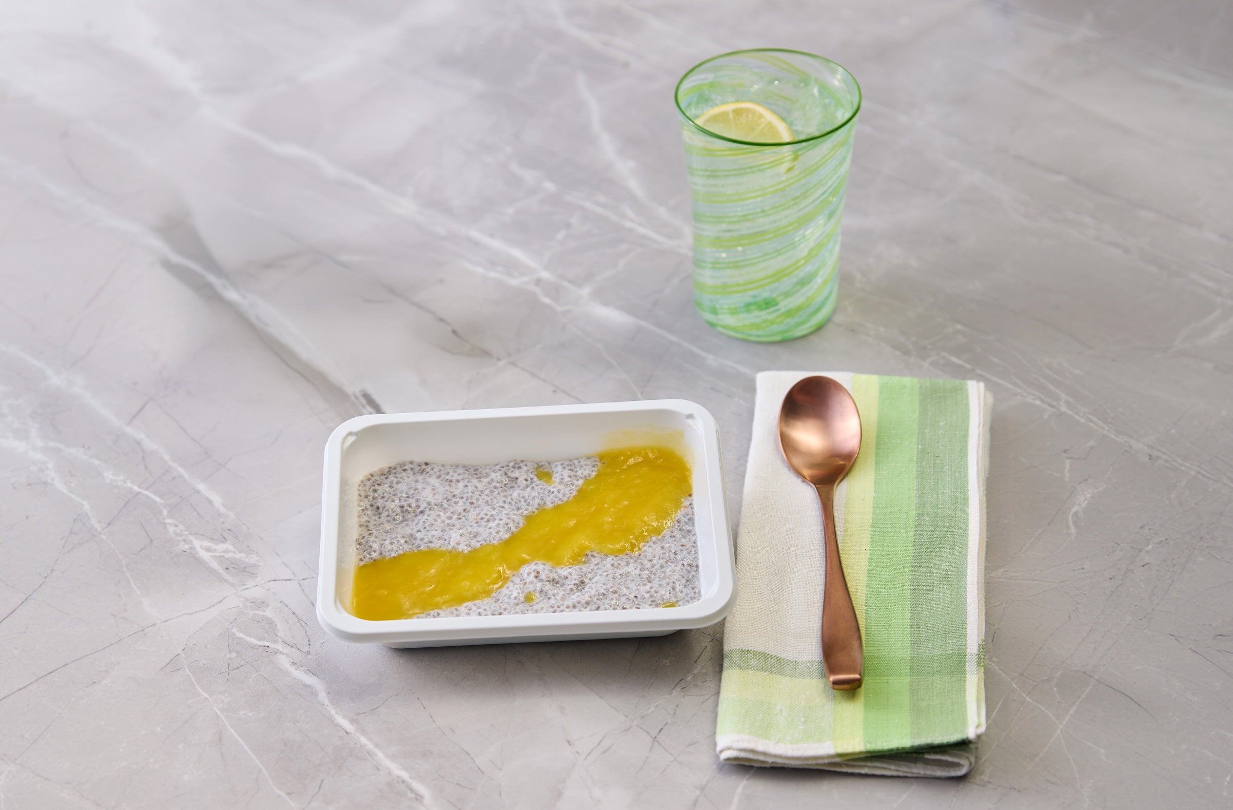 mango vanilla chia pudding