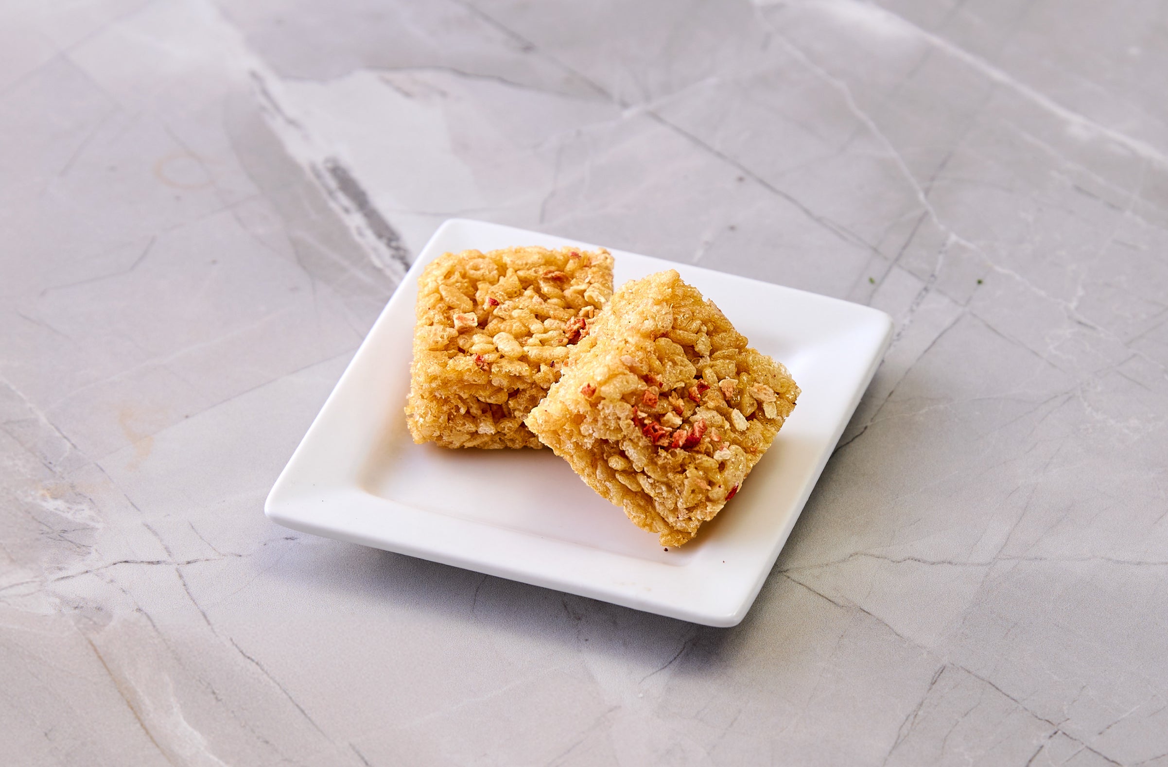 strawberry crispy rice squares