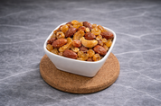 hey, honey! | honey-roasted nuts & golden raisins trail mix